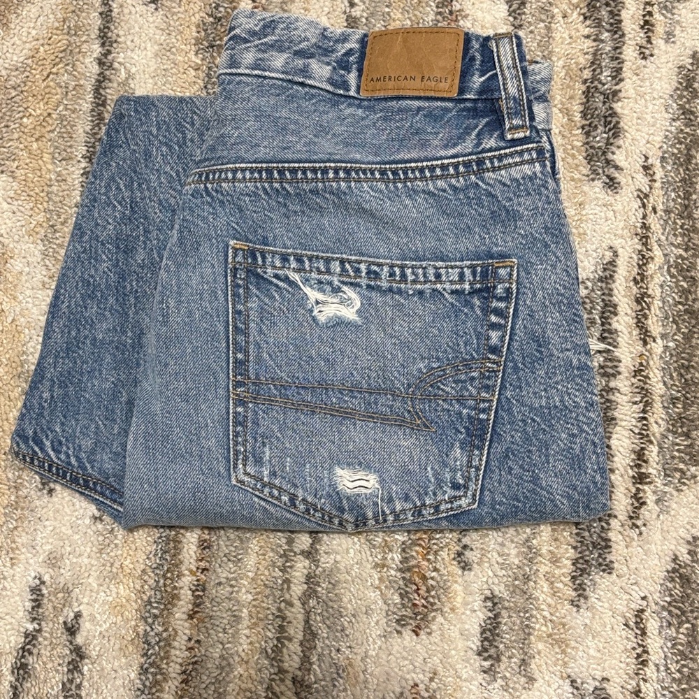 American Eagle curvy mom Jean